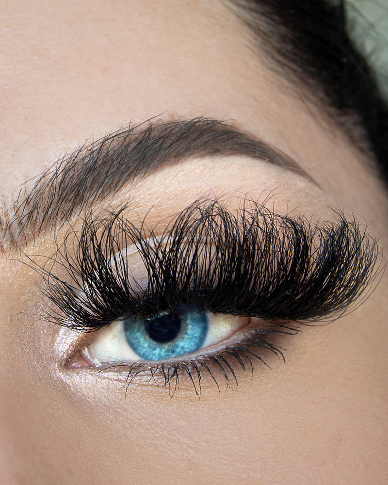 SO FLUFFY LASH & LINER KIT - Vicky Lashes